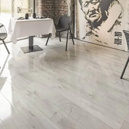 ДУБ СНОУ ЛАМИНАТ  KAINDL  EASY TOUCH PREMIUM PLANK HIGH GLOSS ламинат для пола